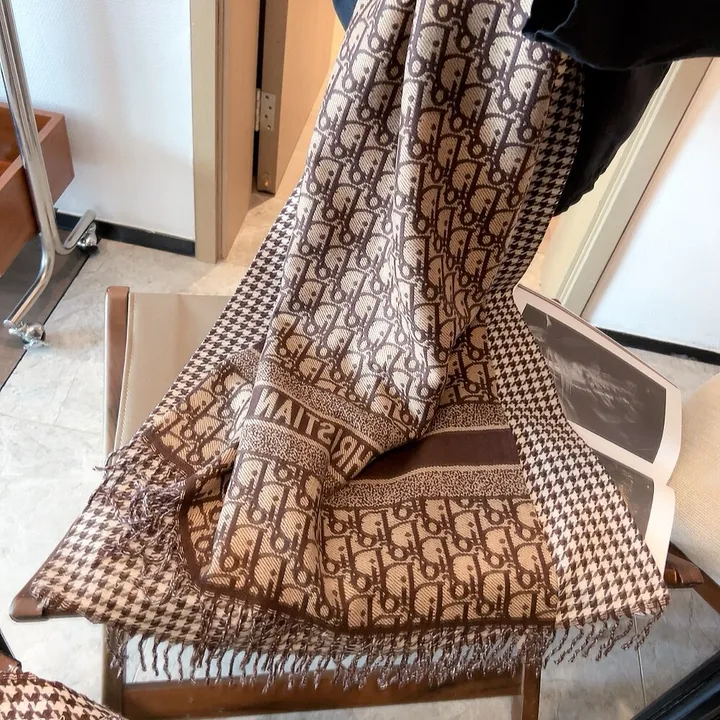 スーパーコピー ディオール マフラー