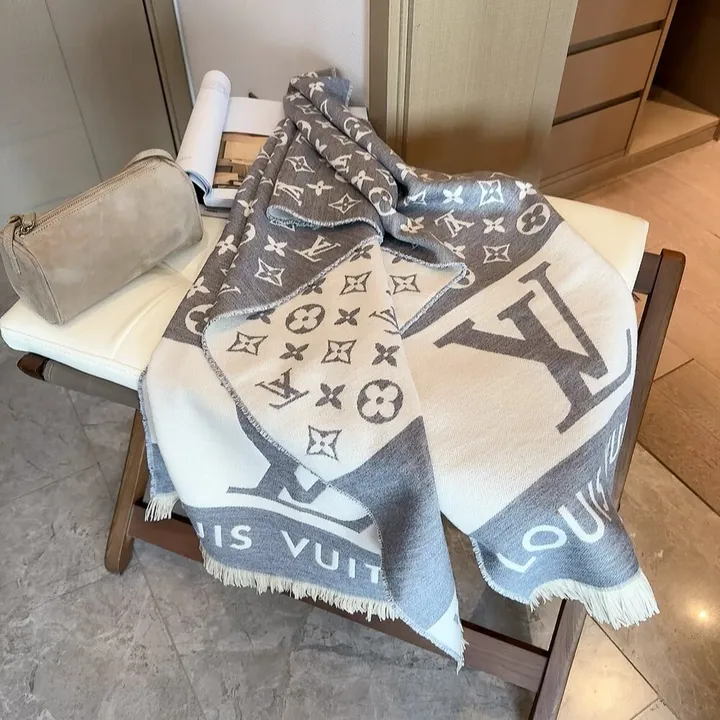 スーパーコピー ルイヴィトン マフラー