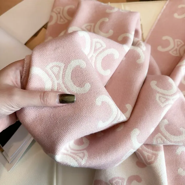 スーパーコピー ロエベ マフラー