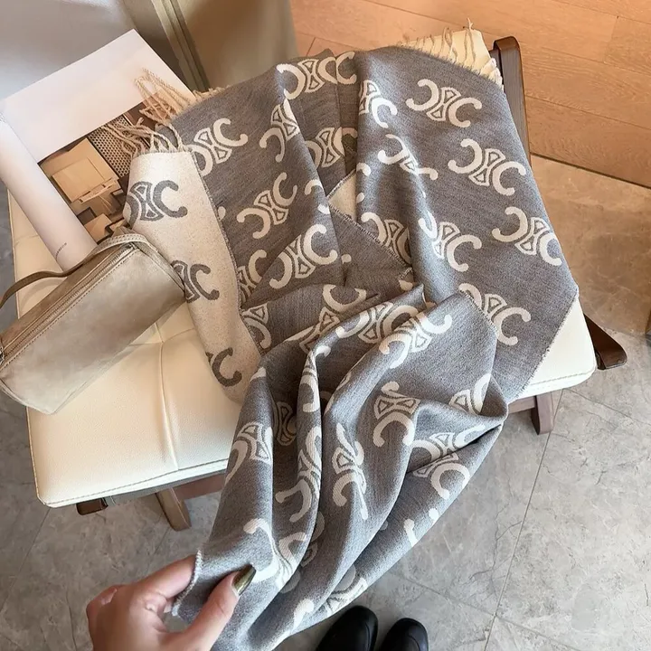 スーパーコピー ロエベ マフラー