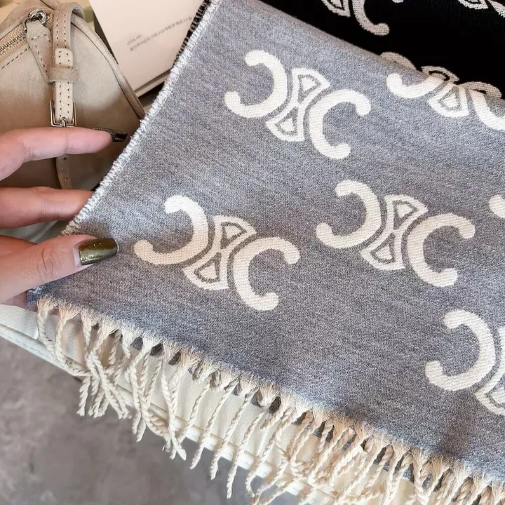 スーパーコピー ロエベ マフラー