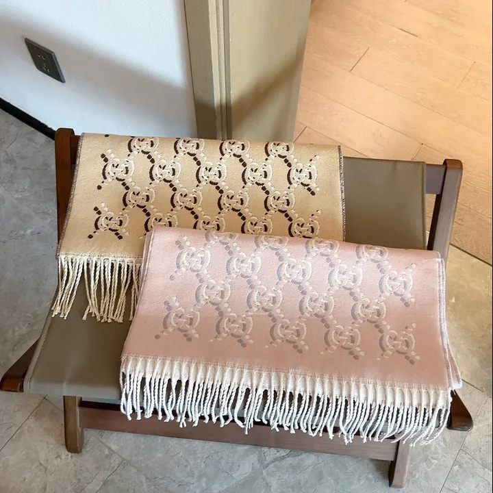 スーパーコピー グッチ マフラー