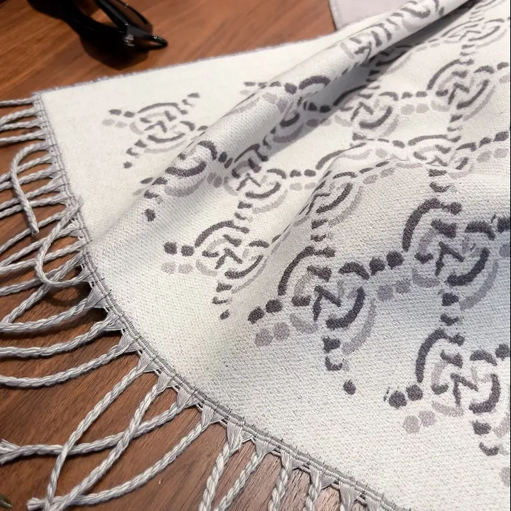 スーパーコピー グッチ マフラー