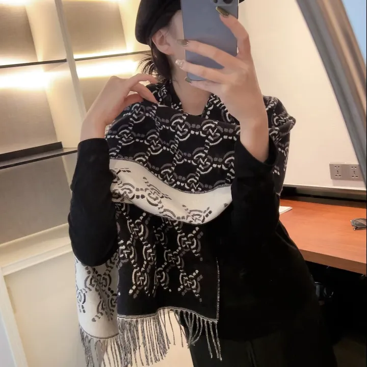 スーパーコピー グッチ マフラー