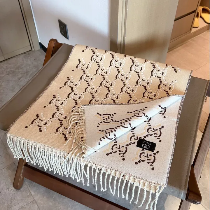 スーパーコピー グッチ マフラー