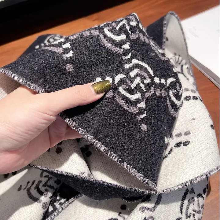 スーパーコピー グッチ マフラー