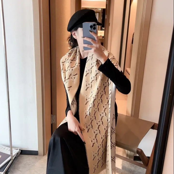 スーパーコピー グッチ マフラー