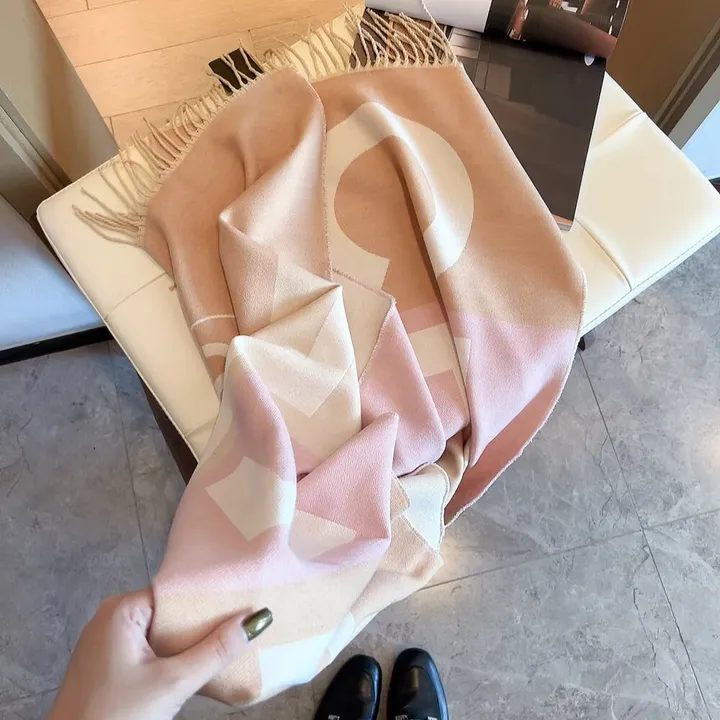 スーパーコピー シャネル マフラー