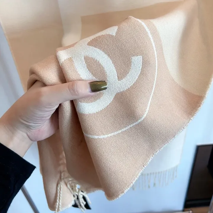 スーパーコピー シャネル マフラー