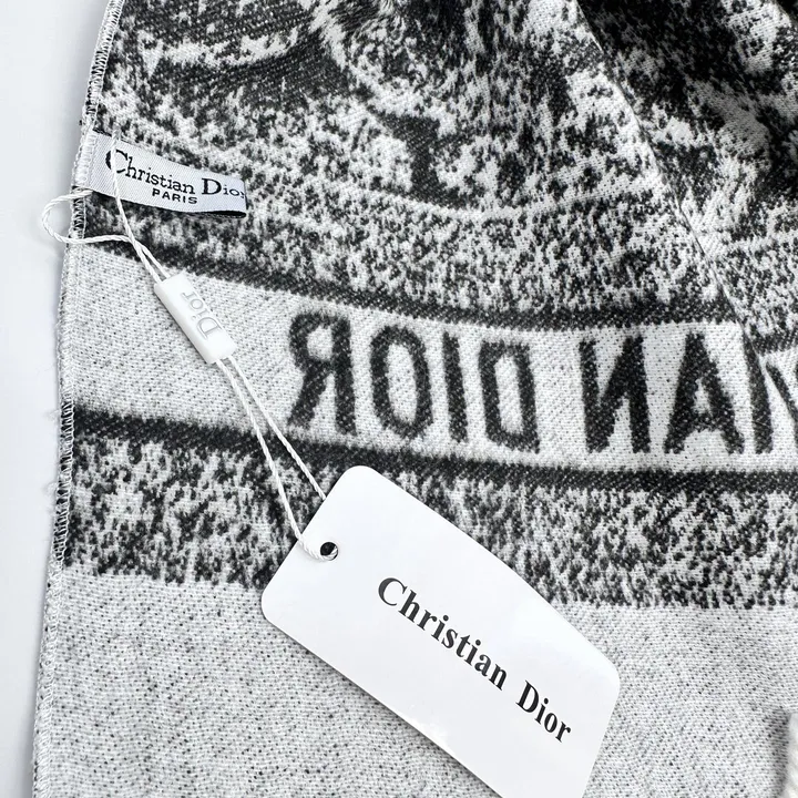 スーパーコピー ディオール マフラー