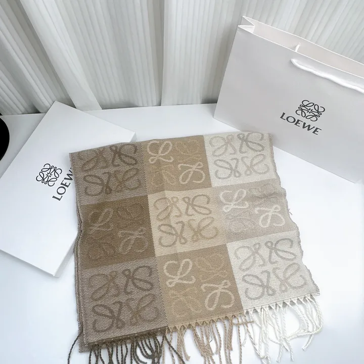 スーパーコピー ロエベ マフラー