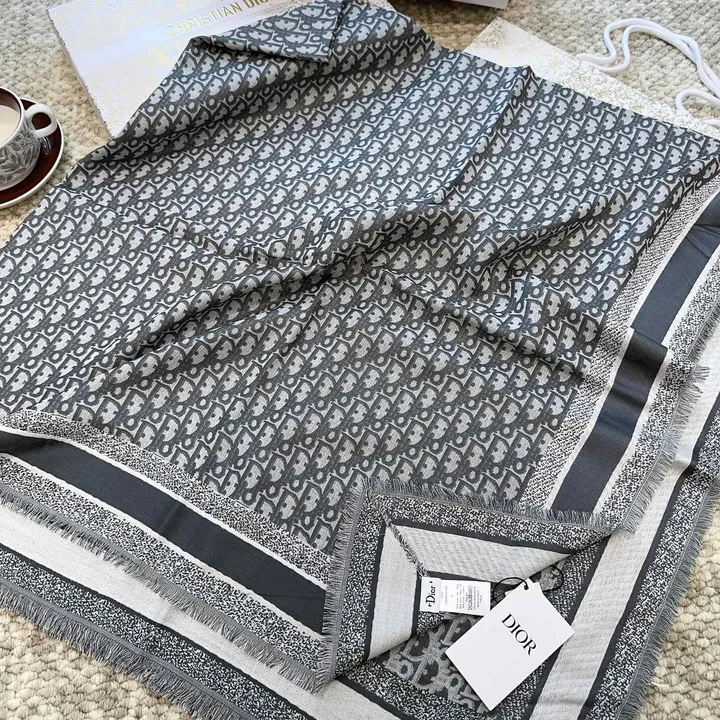 スーパーコピー ディオール マフラー