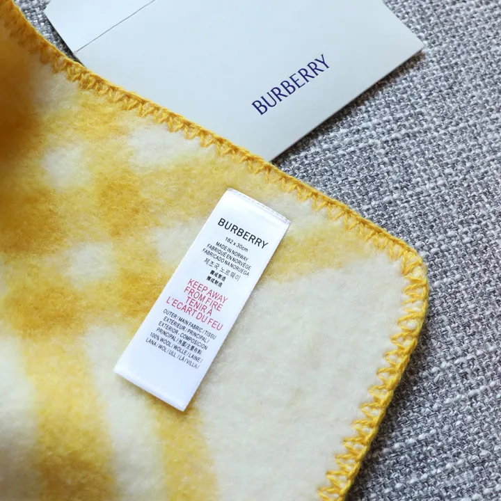 スーパーコピー バーバリー ス マフラー