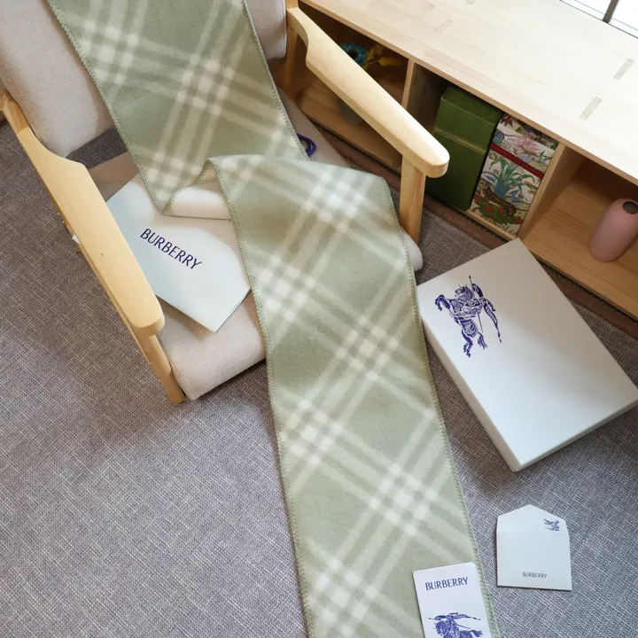 スーパーコピー バーバリー ス マフラー