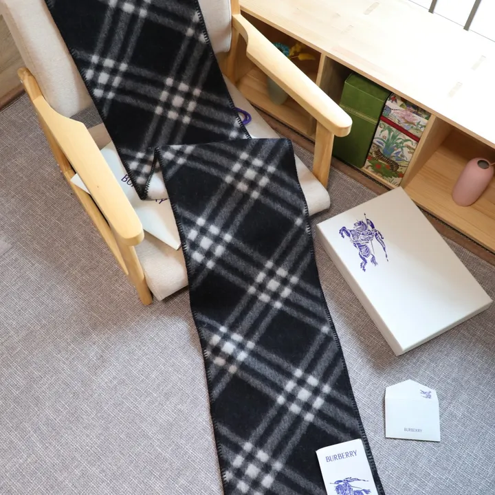 スーパーコピー バーバリー ス マフラー