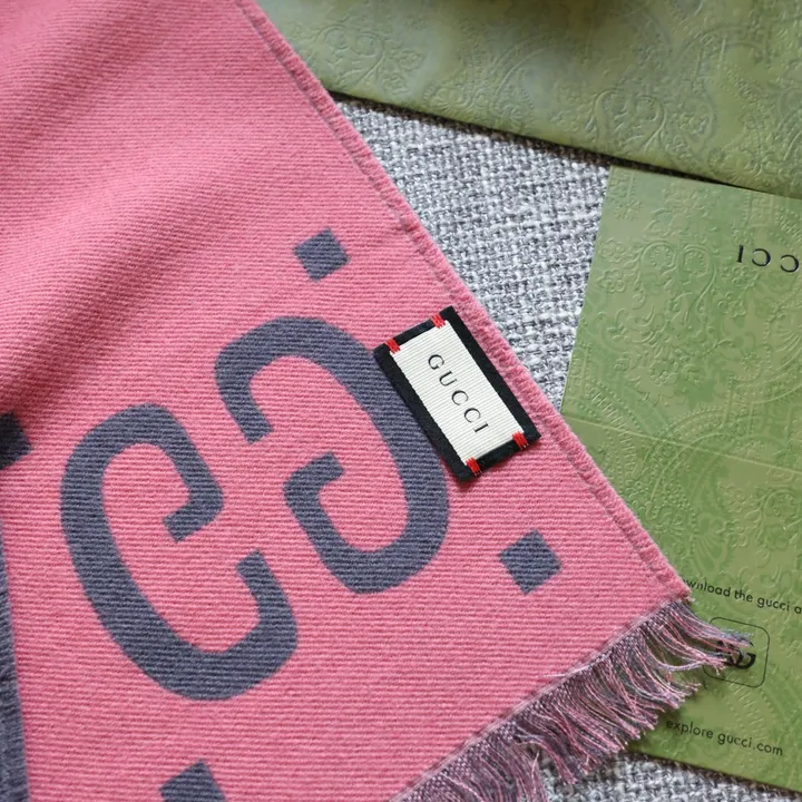 スーパーコピー グッチ マフラー