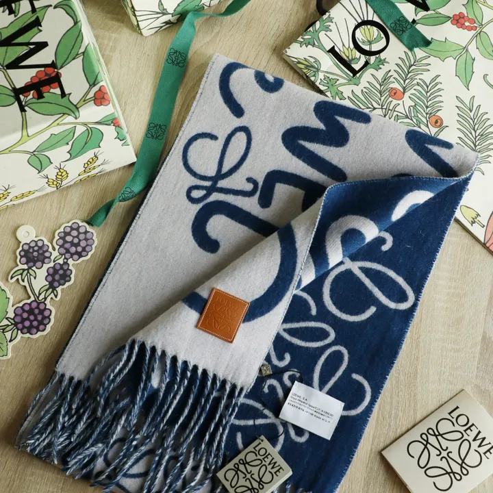 スーパーコピー ロエベ マフラー