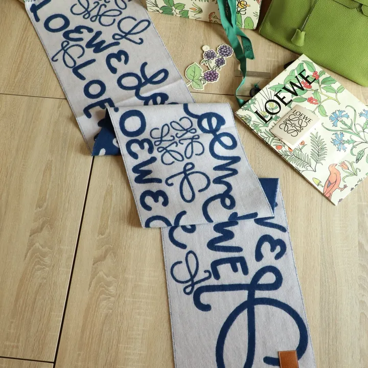 スーパーコピー ロエベ マフラー