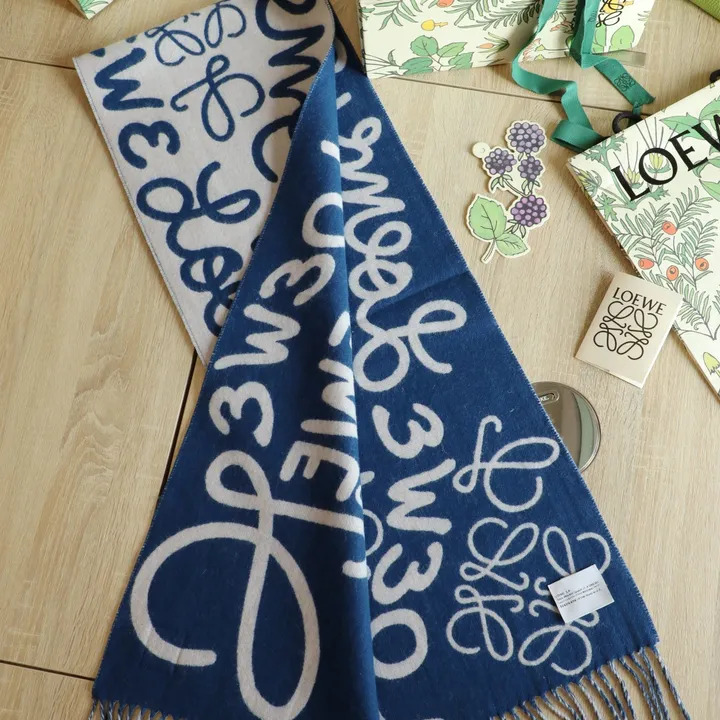 スーパーコピー ロエベ マフラー