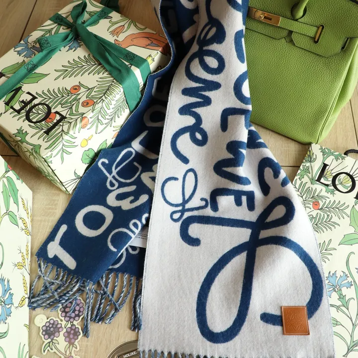 スーパーコピー ロエベ マフラー