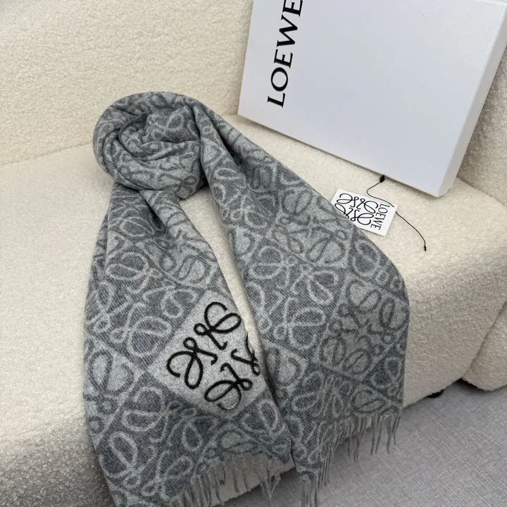 スーパーコピー ロエベ マフラー