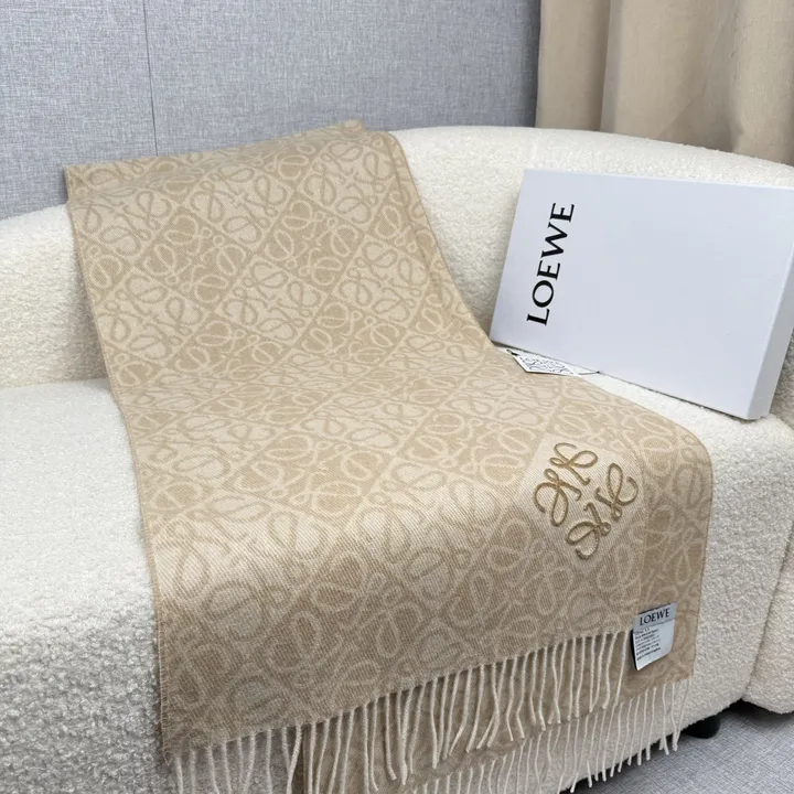 スーパーコピー ロエベ マフラー