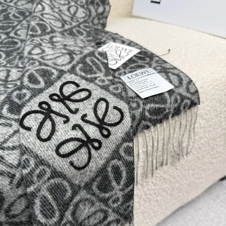 スーパーコピー ロエベ マフラー