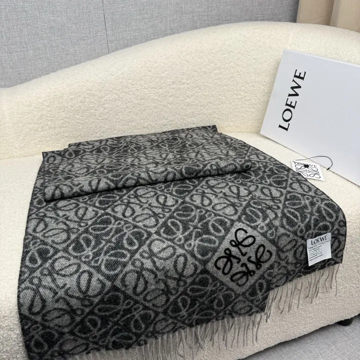 スーパーコピー ロエベ マフラー