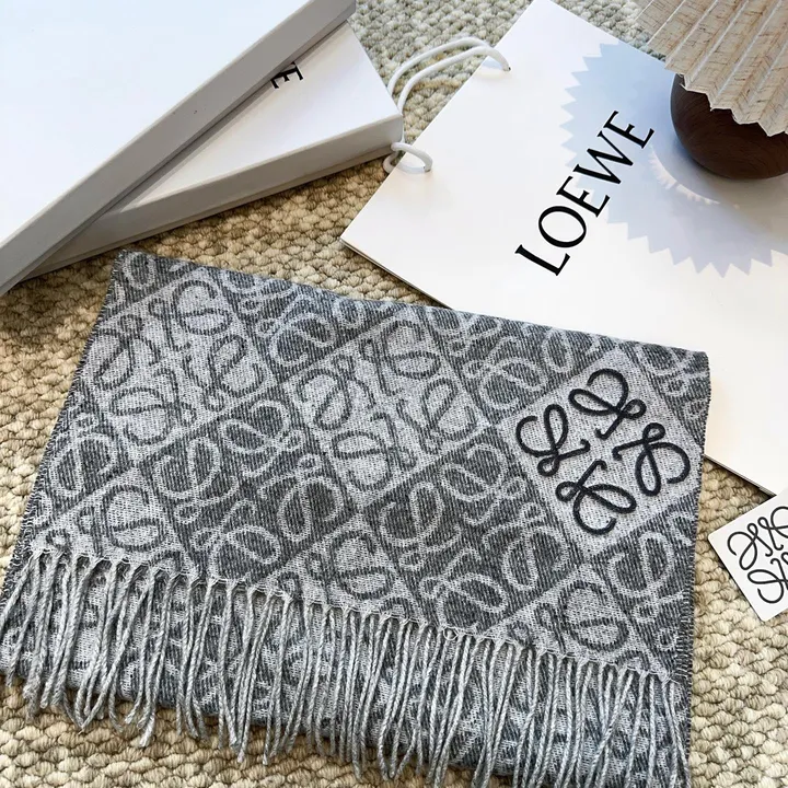 スーパーコピー ロエベ マフラー