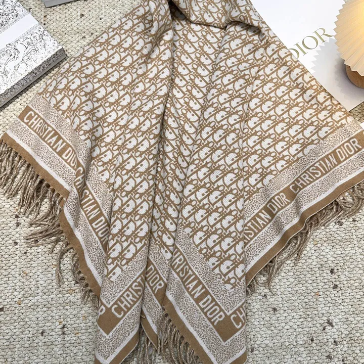 スーパーコピー ディオール マフラー