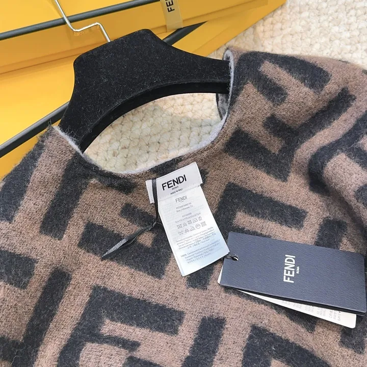 スーパーコピー フェンディ マフラー