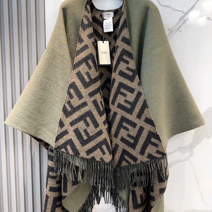 スーパーコピー フェンディ マフラー