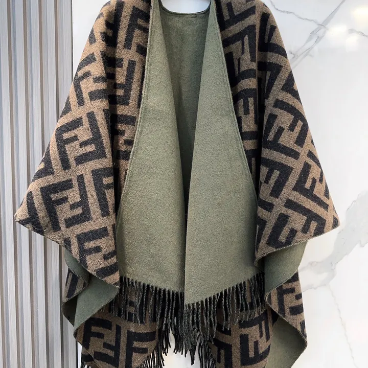 スーパーコピー フェンディ マフラー