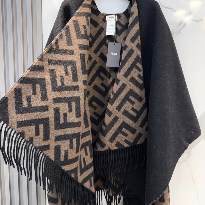 スーパーコピー フェンディ マフラー