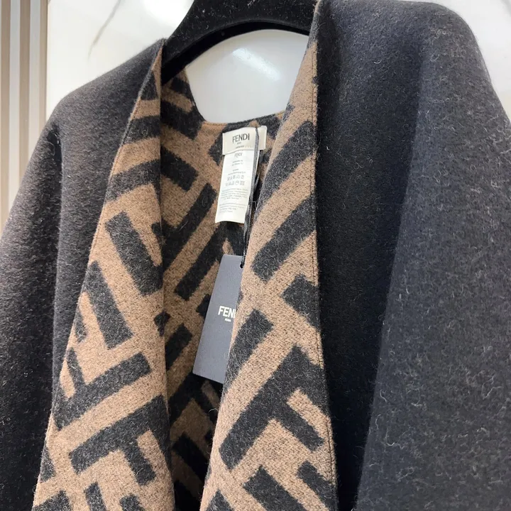 スーパーコピー フェンディ マフラー