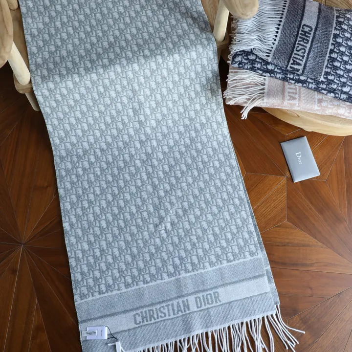 スーパーコピー ディオール マフラー