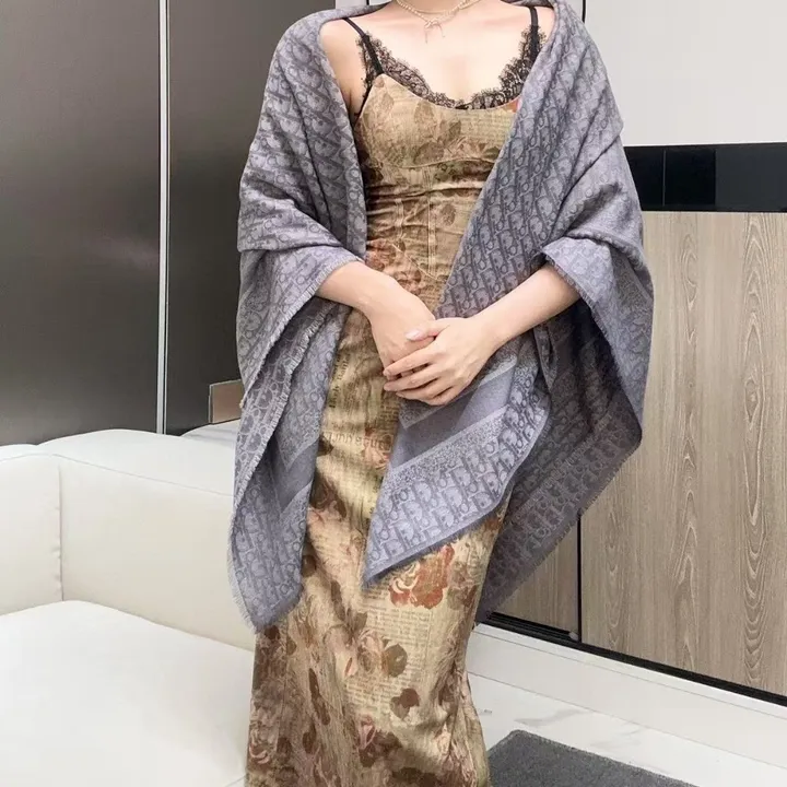 スーパーコピー ディオール マフラー