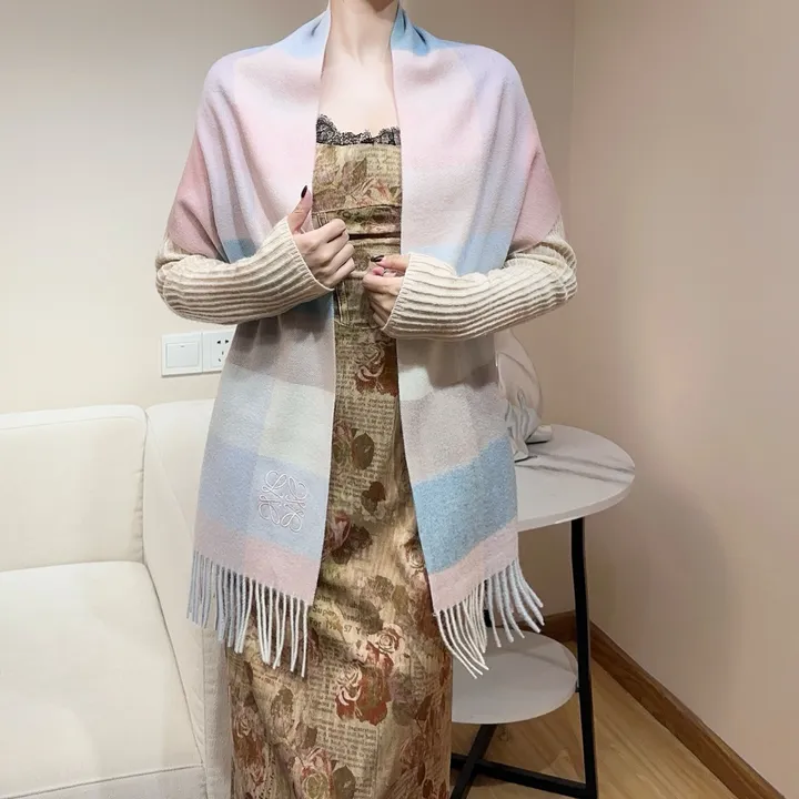 スーパーコピー ロエベ マフラー