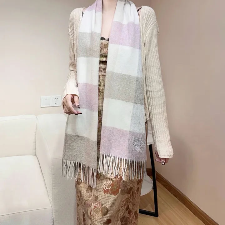 スーパーコピー ロエベ マフラー