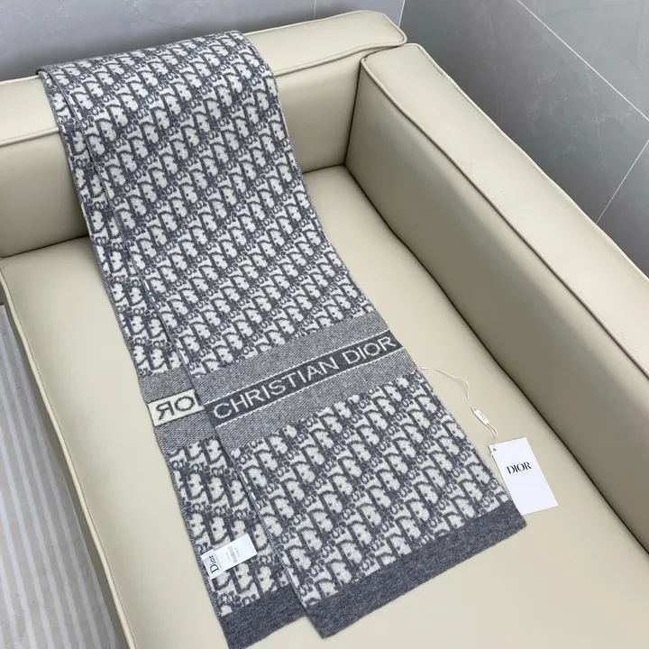 スーパーコピー ディオール マフラー