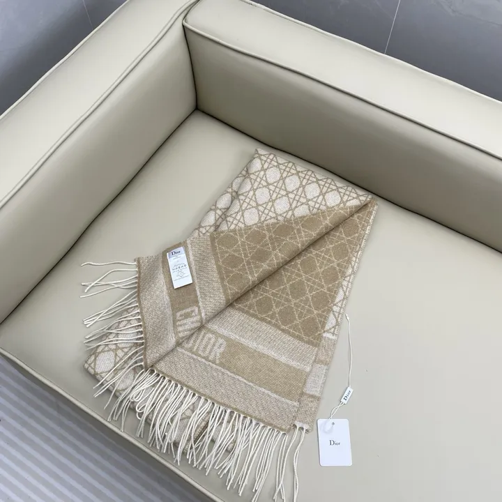 スーパーコピー ディオール マフラー