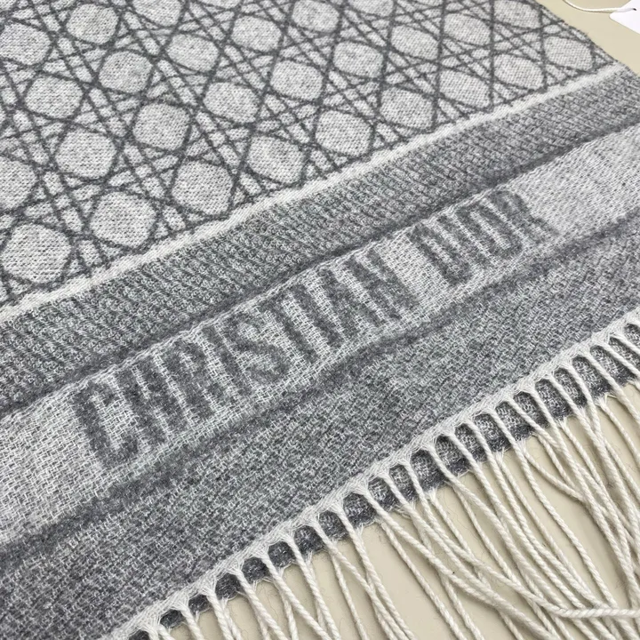 スーパーコピー ディオール マフラー