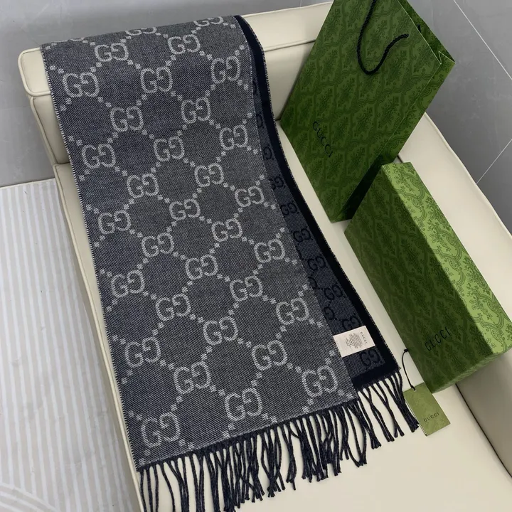 スーパーコピー グッチ マフラー