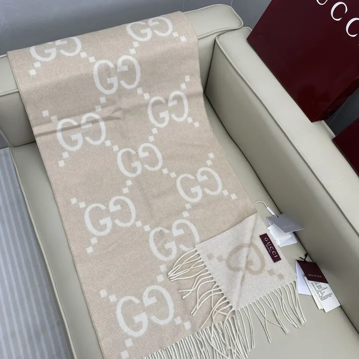 スーパーコピー グッチ マフラー