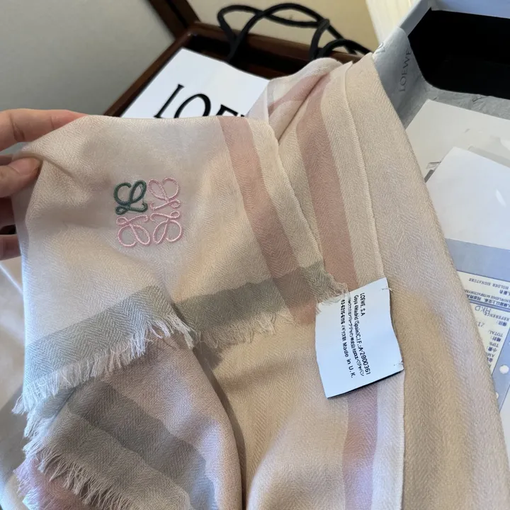 スーパーコピー ロエベ マフラー