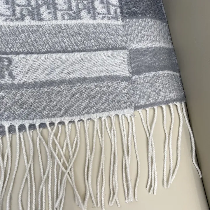 スーパーコピー ディオール マフラー