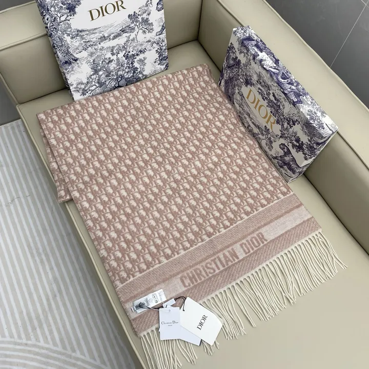 スーパーコピー ディオール マフラー