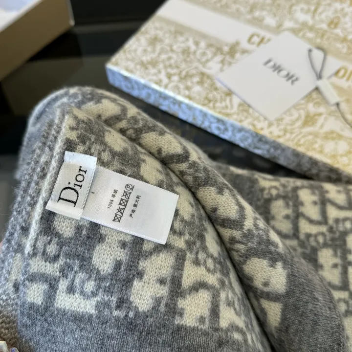 スーパーコピー ディオール マフラー