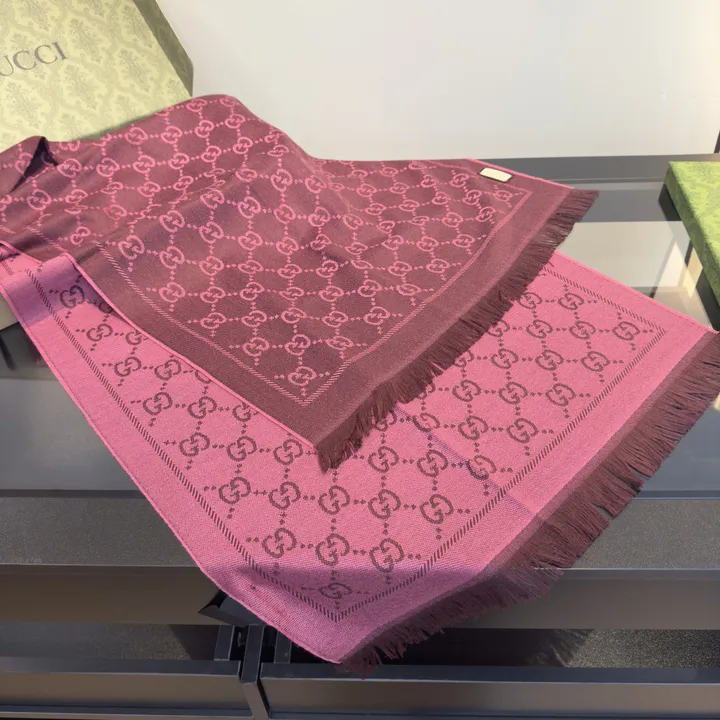 スーパーコピー グッチ マフラー