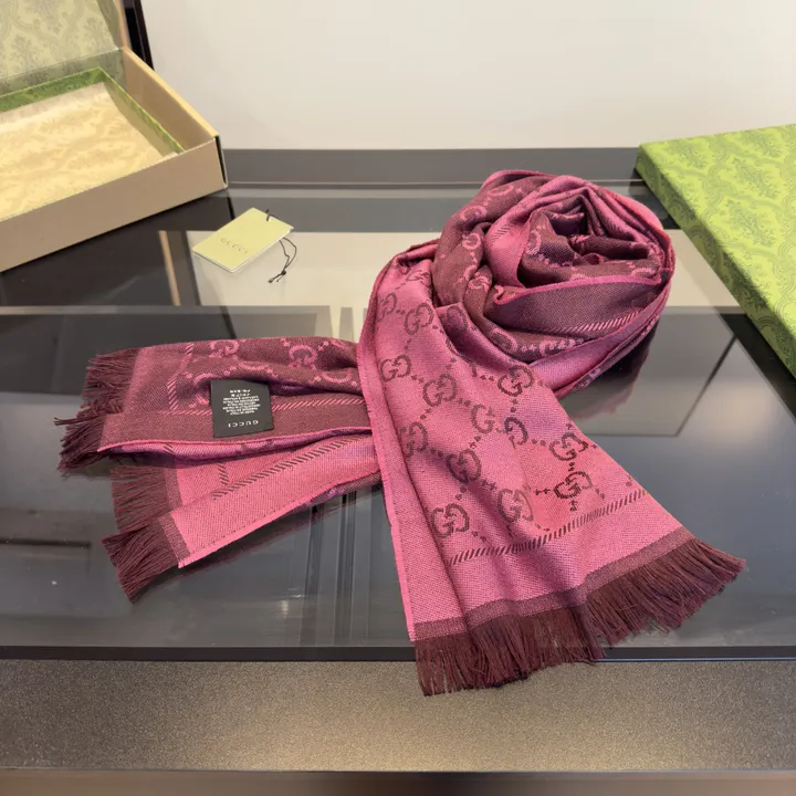 スーパーコピー グッチ マフラー